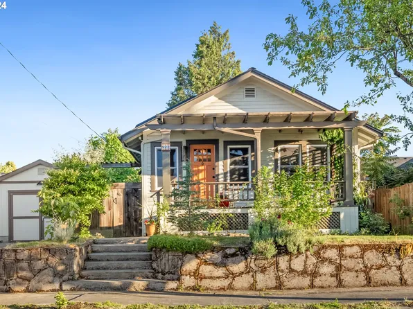 922 N Morgan St, Portland, OR 97217