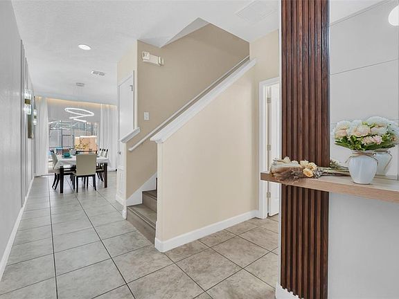2nd image of 8958 Cat Palm Rd