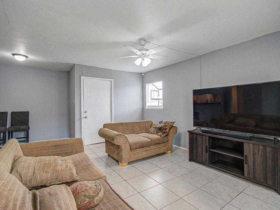 1st image of 10603 S Wilcrest Dr APT 15
