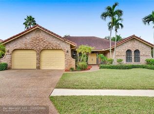 19601 Sedgefield Ter, Boca Raton, FL 33498