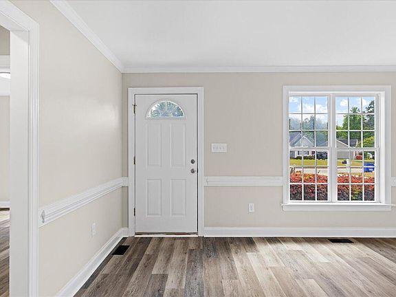 4th image of 11438 Village Square Dr