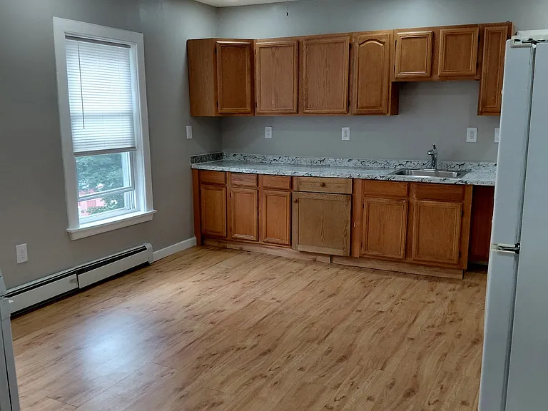 5 W Lake St #2 — Photo 14