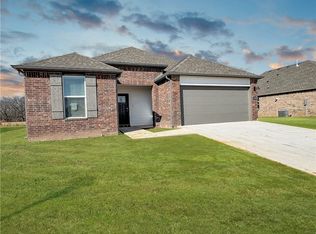 5382 Selah St, Springdale, AR 72764