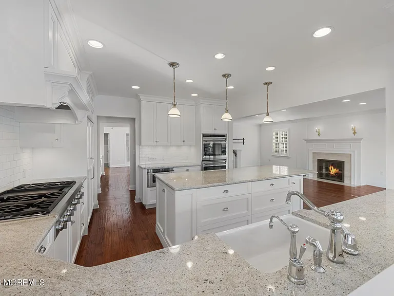 954 Barnegat Ln — Photo 29