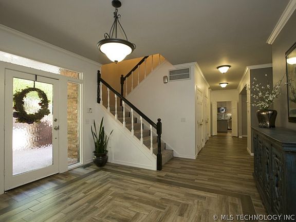 3rd image of 3141 E 124th St