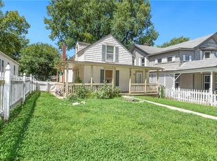 321 Pottawatomie St, Leavenworth, KS 66048 | MLS #2313313 | Zillow