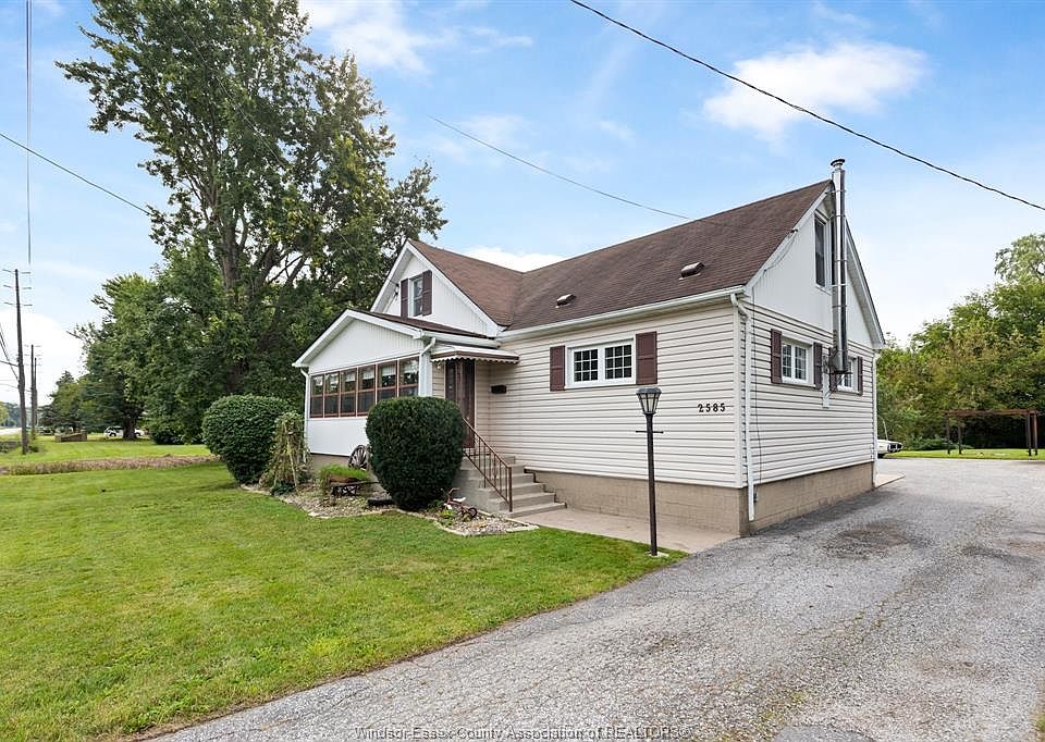 1st image of 2585 Bouffard Rd