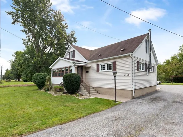 2585 Bouffard Rd, Lasalle, ON N9H 1V9