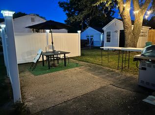 7304 Roanoke Ave, Newport News, VA 23605