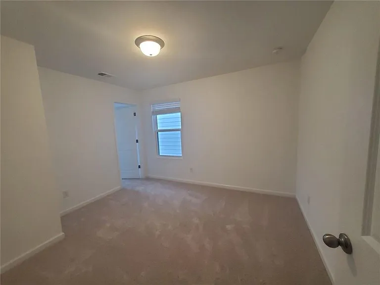 5745 Thornton Dr — Photo 23