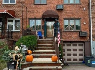 59-32 70th St, Maspeth, NY 11378