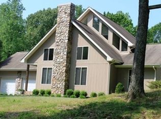 364 Gracewood Ln, High Point, NC 27262