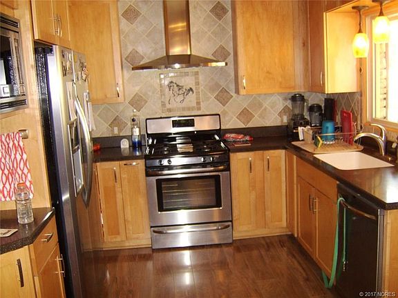 3rd image of 724 S 85th East Ave