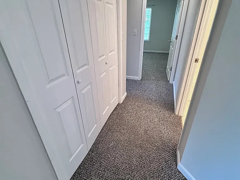 808 Sandy Ct — Photo 9