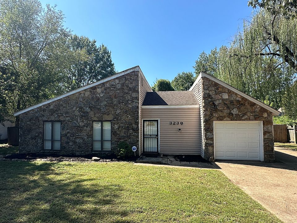 1st image of 3239 Drayton Woods Dr