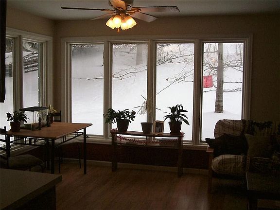 5th image of 11065 S Shore Ave