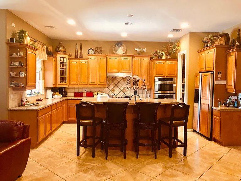 2652 N 143rd Dr — Photo 14