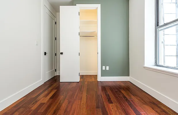 Rented by Nooklyn NYC LLC | media 48