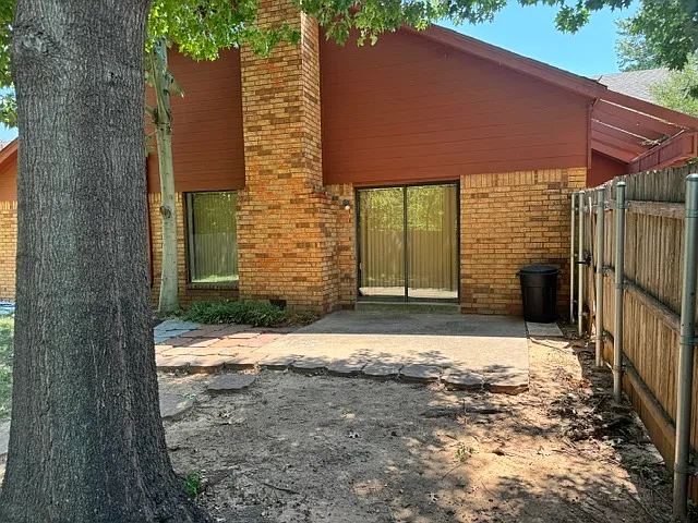 207 Willow Branch Rd — Photo 2