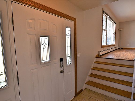 3rd image of 1160 Echo Dr