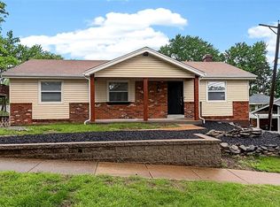 12123 Wesland Dr, Maryland Heights, MO 63043