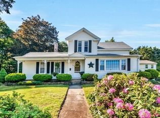 134 Mishawum Rd, Woburn, MA 01801