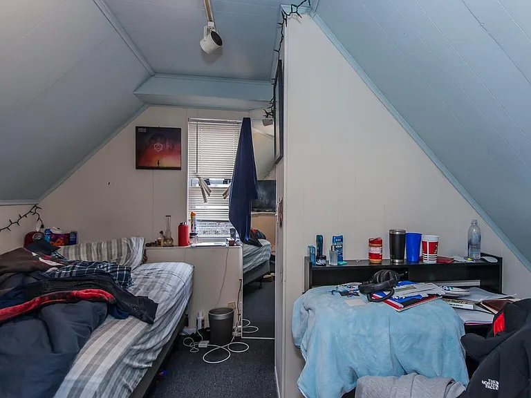1116 W Roscoe St #2 — Photo 11