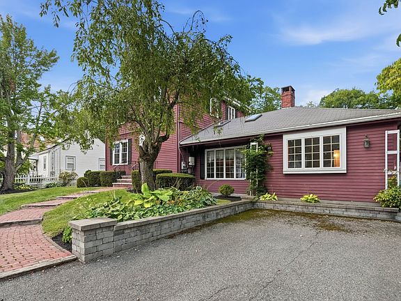 3rd image of 81 Ware St