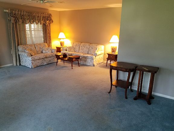 5th image of 204 Wyoming Ave
