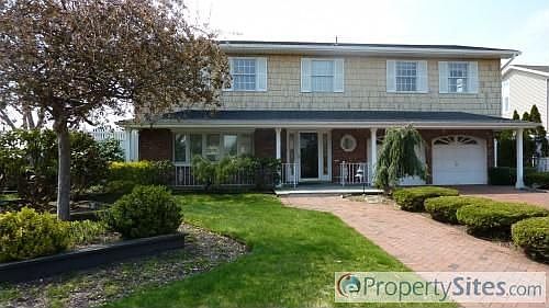 5th image of 26 Piper Ct