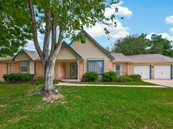 1404 Osborne Dr, Friendswood, TX 77546