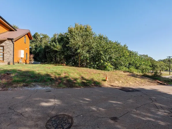 5 Bolt St, Greenville, SC 29605