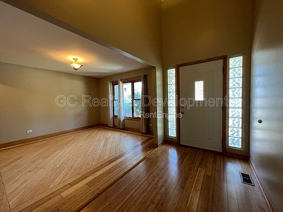2nd image of 2805 Breckenridge Cir