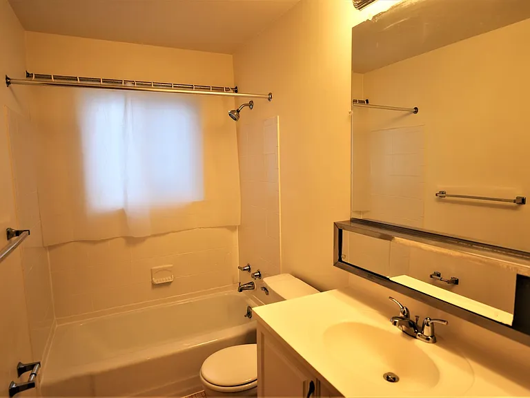 6526 Oliver Ave S — Photo 14