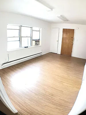Rented by Sterling Realty Solution Inc | media 7