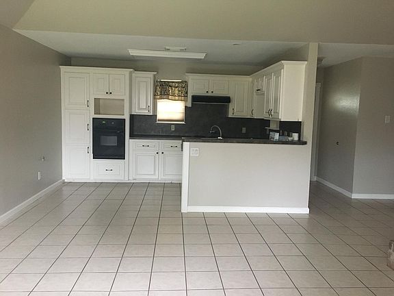 3rd image of 5327 Kent Dr