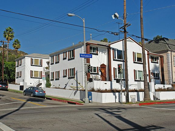 2nd image of 1702 N Gardner St APT 5