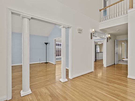 5th image of 3369 Malone Dr