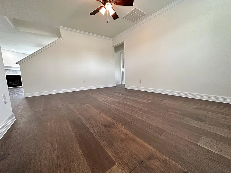1820 Kittyhawk Dr — Photo 16