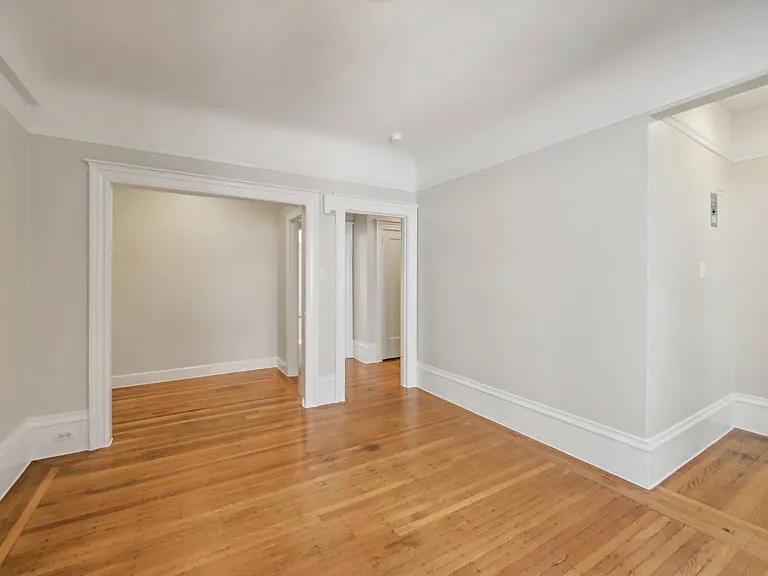 676 Geary Street — Photo 3