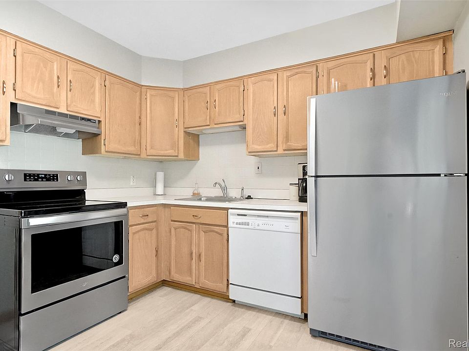 15690 Birwood Ave, photo 14