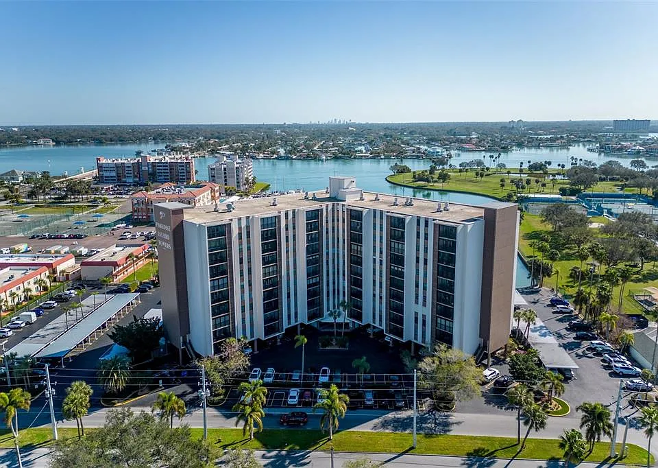 10355 Paradise Blvd #213