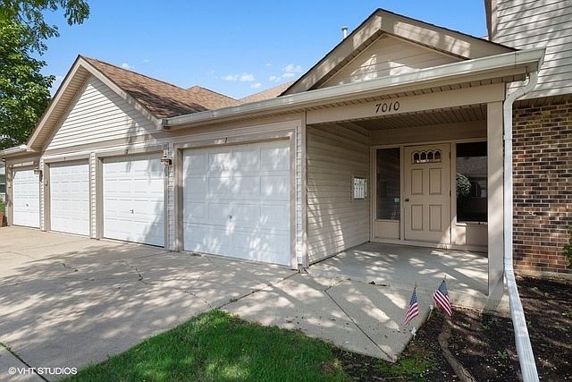 1st image of 7010 Newport Dr APT 204