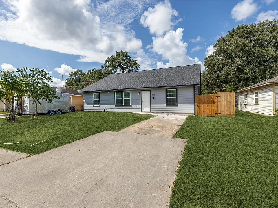 5214 Pomander Rd