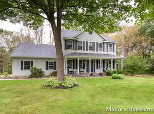 87 Kendra Ct SE, Lowell, MI 49331