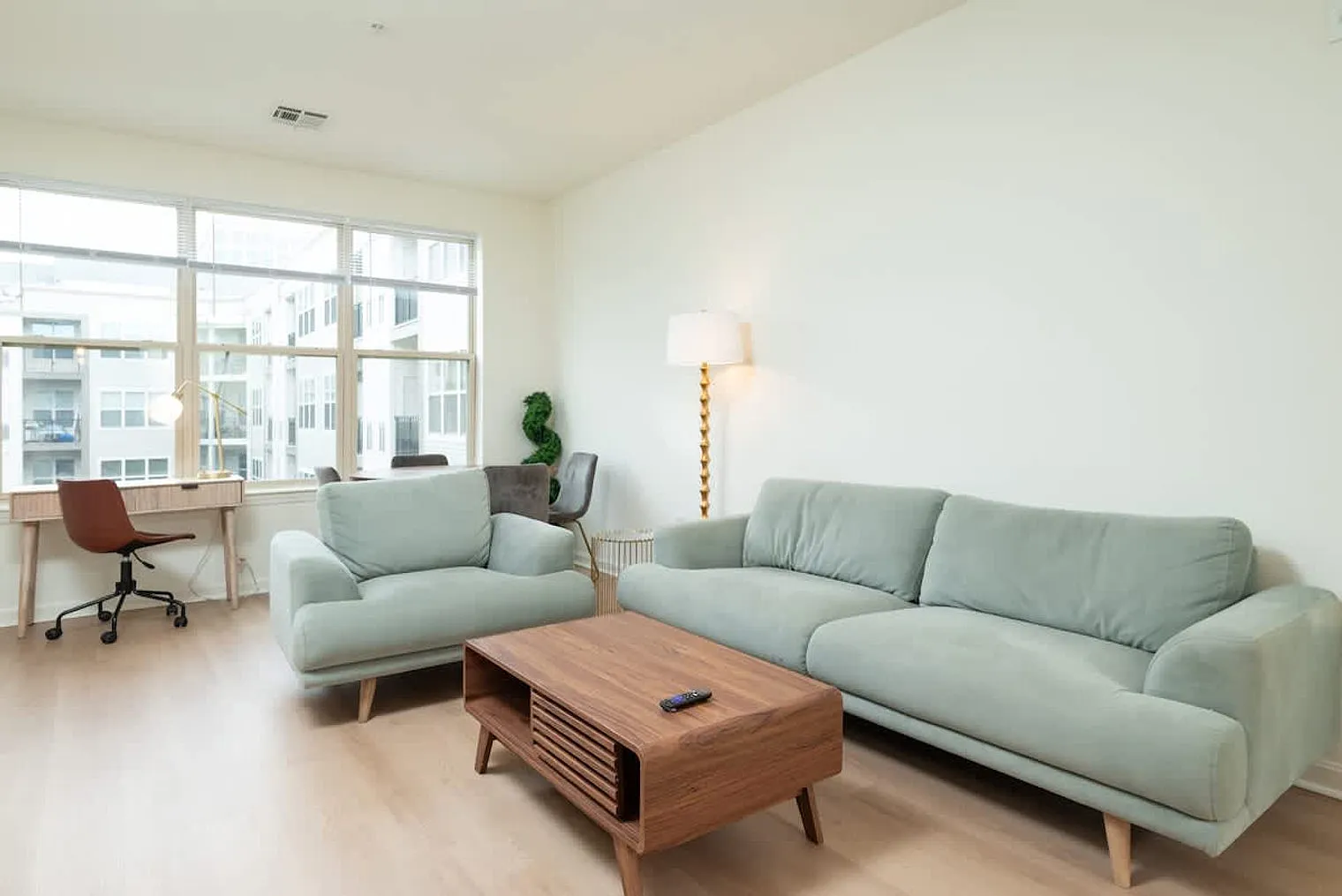 2 bed, 2.0 bath, $13,680 — Photo 1