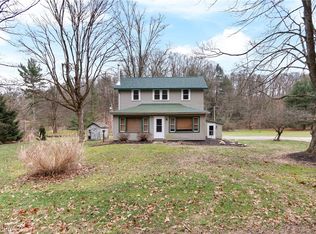 5754 Cedar Valley Rd, Burbank, OH 44214