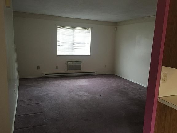 4th image of 24 Blueridge Dr APT K5
