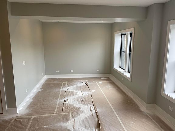 4th image of 2533 N Campbell Ave #3