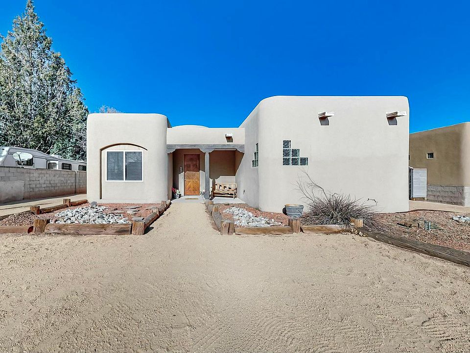 1st image of 233 Shangri La Ct NW